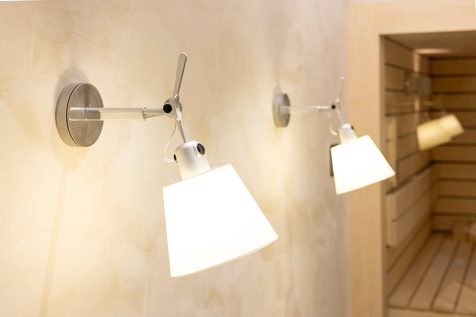 ​Wellnessbereich mit Sauna, Wellnessdusche und Whirlpool in Niedersprockhövel