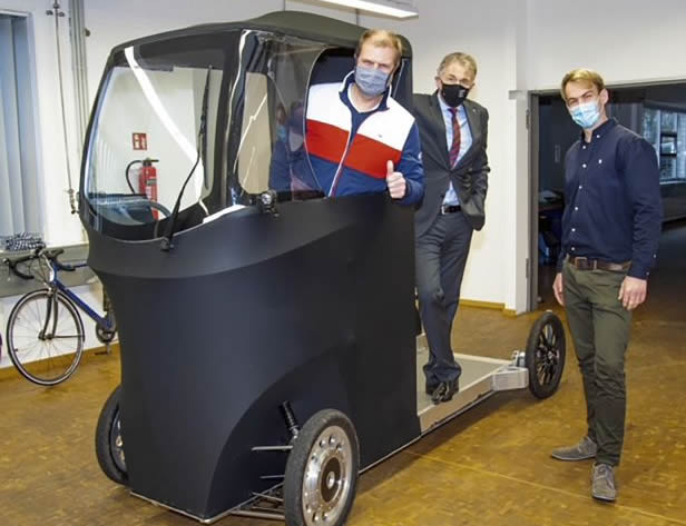 Hasenkamp testet innovatives E-Lastenrad Hochschule Bochum