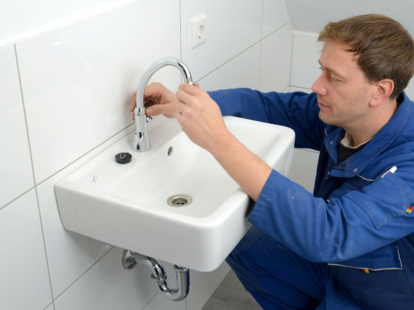 Stellenanzeige Anlagenmechaniker Kundendienstmonteur Sanitär